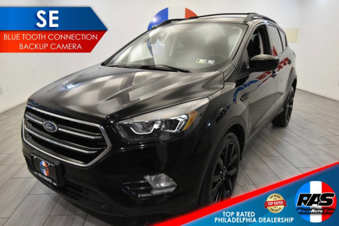 Used 2019 Ford Escape SE image 1