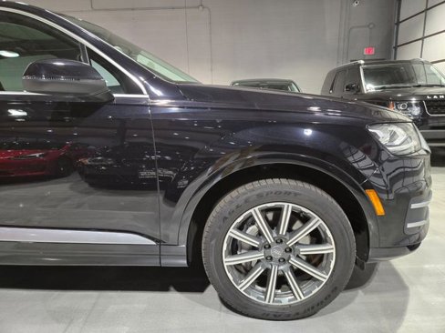 Used 2017 Audi Q7 3.0T Premium Plus image 14