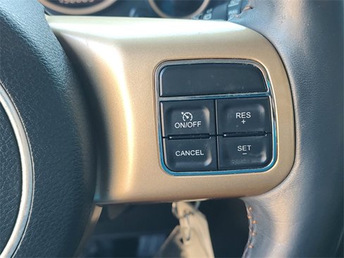 Used 2014 Jeep Wrangler Unlimited Sahara image 20