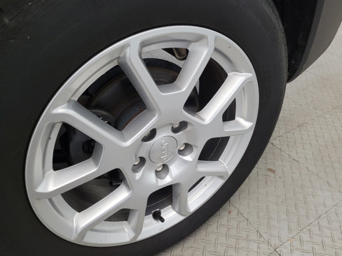 Used 2019 Jeep Renegade Latitude image 31