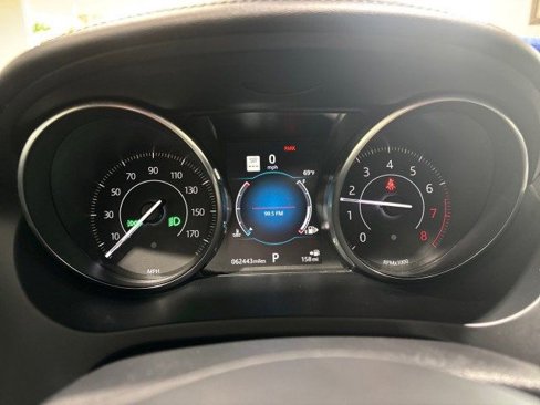 Used 2018 Jaguar E-PACE S image 12