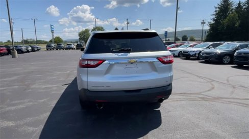Used 2019 Chevrolet Traverse LT image 7