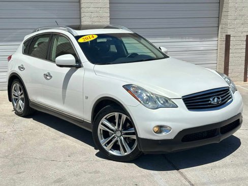 Used 2014 INFINITI QX50 Journey image 3