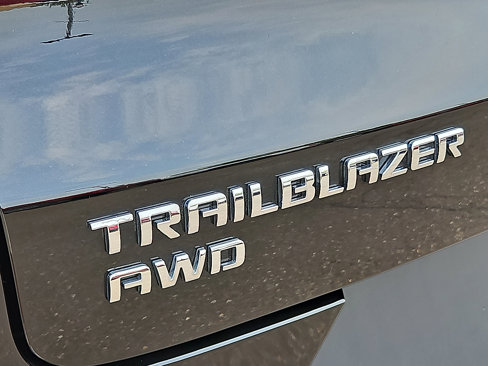 Used 2023 Chevrolet TrailBlazer LT w/ Convenience Package image 30