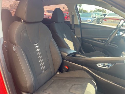 Used 2022 Hyundai Elantra SEL w/ Convenience Package image 25