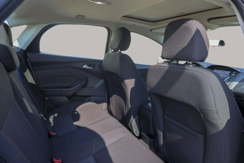 Used 2017 Ford Focus SEL image 24