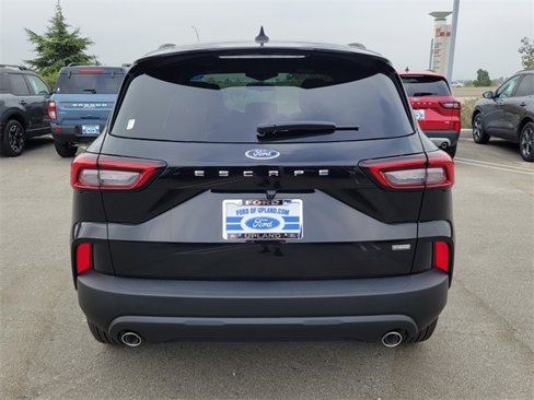 New 2025 Ford Escape ST-Line w/ Equipment Group 301A image 10