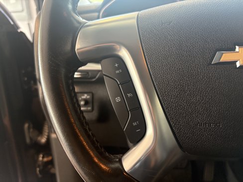 Used 2015 Chevrolet Traverse LT image 11