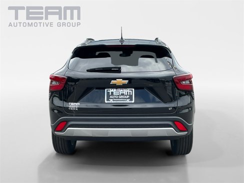 New 2026 Chevrolet Trax LT w/ Driver Confidence Package image 6