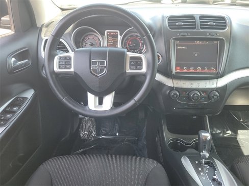 Used 2014 Dodge Journey SXT w/ Flexible Seating Group image 9