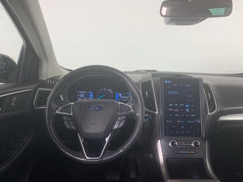 Used 2022 Ford Edge SEL image 9