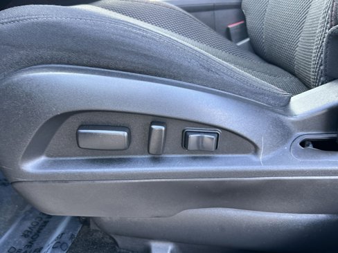 Used 2015 Chevrolet Equinox LT w/ Driver Convenience Package image 14