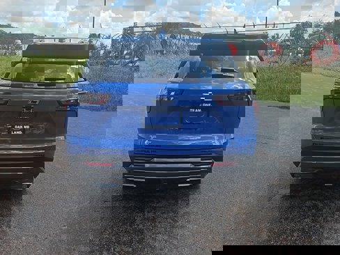 New 2026 Chevrolet Equinox ACTIV w/ Safety and Technology Package image 4