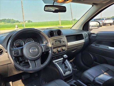 Used 2014 Jeep Compass High Altitude image 14