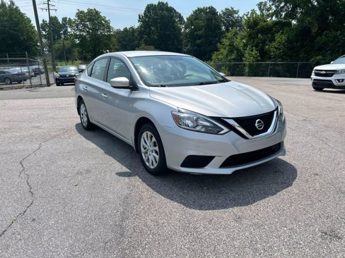 Used 2019 Nissan Sentra SV image 4