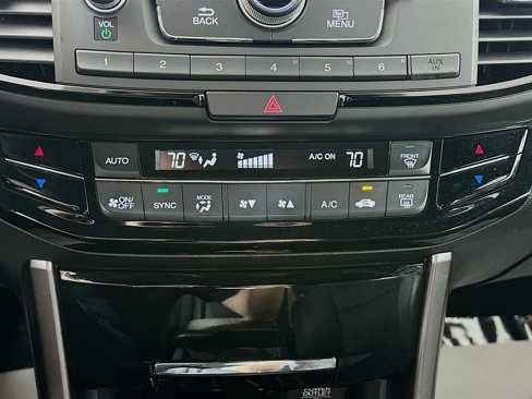 Used 2017 Honda Accord Sport Special Edition image 16
