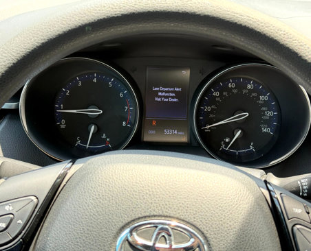 Used 2019 Toyota C-HR LE image 9