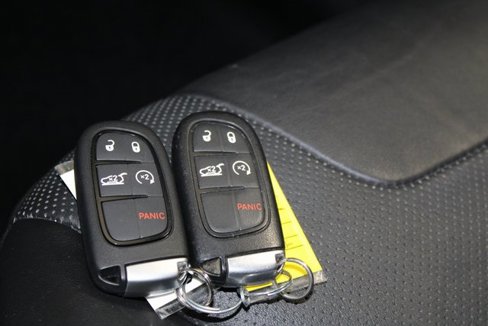 Used 2021 Jeep Cherokee Latitude Lux w/ Comfort/Convenience Group image 22