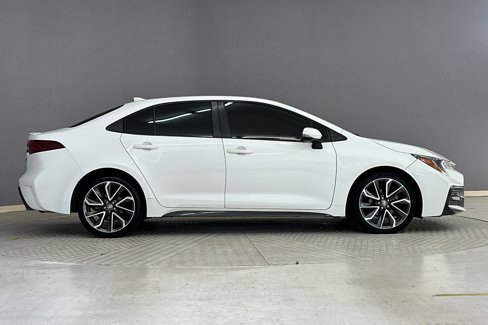 Used 2022 Toyota Corolla SE image 8