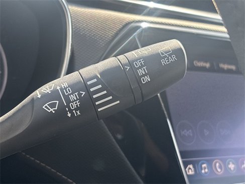 Used 2021 Chevrolet TrailBlazer ACTIV w/ Technology Package image 16