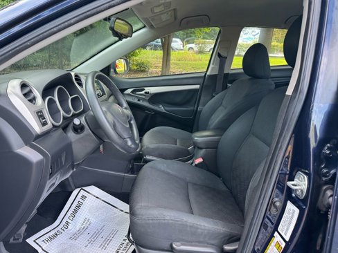 Used 2009 Pontiac Vibe w/ Preferred Package image 21