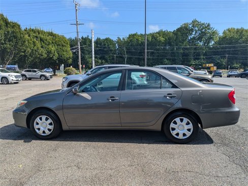 Used 2004 Toyota Camry LE image 4