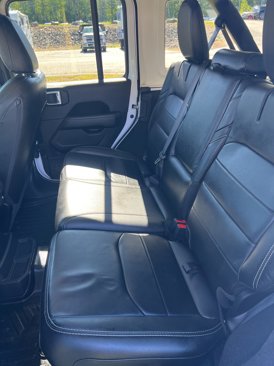 Used 2021 Jeep Wrangler Unlimited Sahara w/ Cold Weather Group image 12