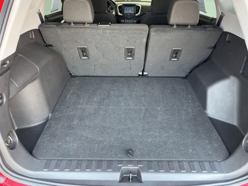 Used 2024 GMC Terrain SLE image 25