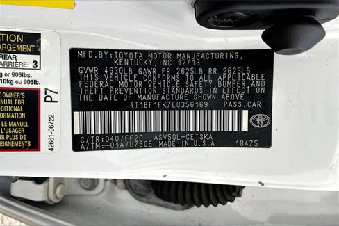 Used 2014 Toyota Camry L image 9