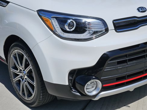 Certified 2018 Kia Soul ! w/ Tech Package image 9