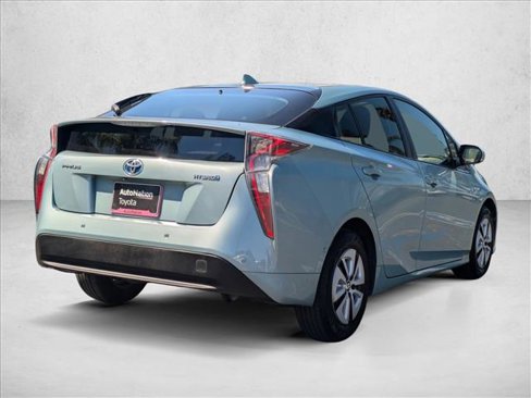 Used 2017 Toyota Prius Two w/ Prius Two Safety Plus Package image 5