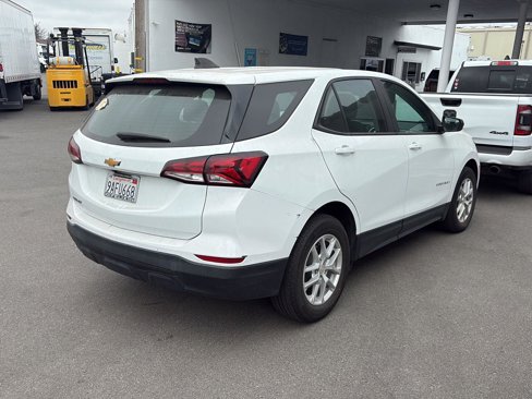 Used 2022 Chevrolet Equinox LS image 5