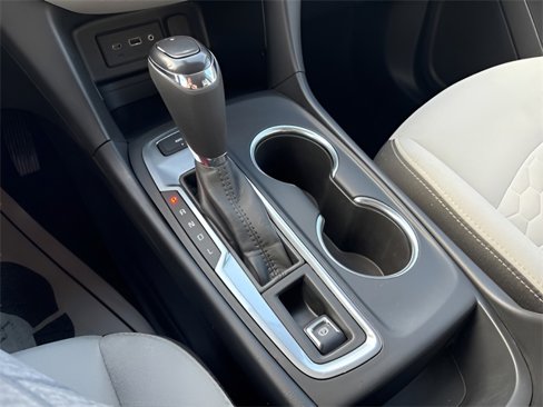 Used 2020 Chevrolet Equinox LS w/ LS Convenience Package image 16