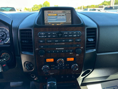 Used 2010 Nissan Titan LE w/ Technology Pkg image 15