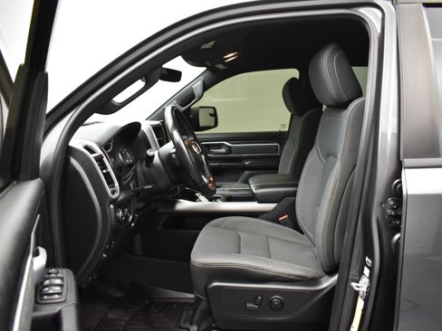 Used 2021 RAM 1500 Big Horn image 8