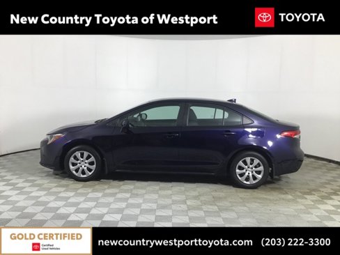 Certified 2021 Toyota Corolla LE image 4