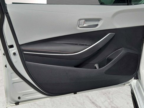 Used 2024 Toyota Corolla SE image 27