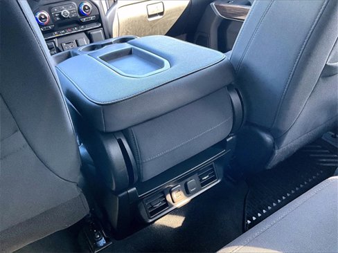 Used 2020 GMC Sierra 1500 SLE w/ SLE Value Package image 28