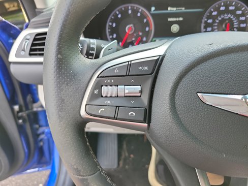 Used 2021 Genesis G70 2.0T image 26