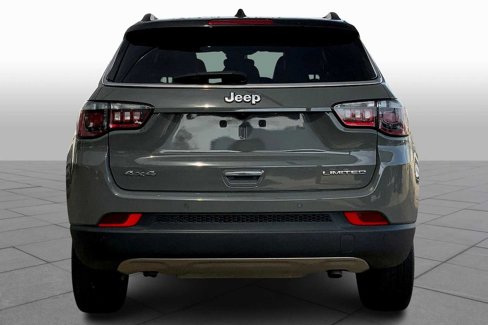Certified 2024 Jeep Compass Limited image 4