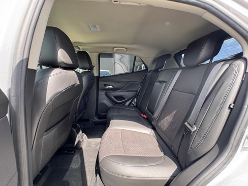 Used 2020 Buick Encore Preferred w/ Safety Package image 9