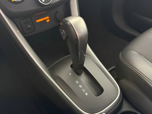 Used 2021 Chevrolet Trax LT w/ Driver Confidence Package image 39