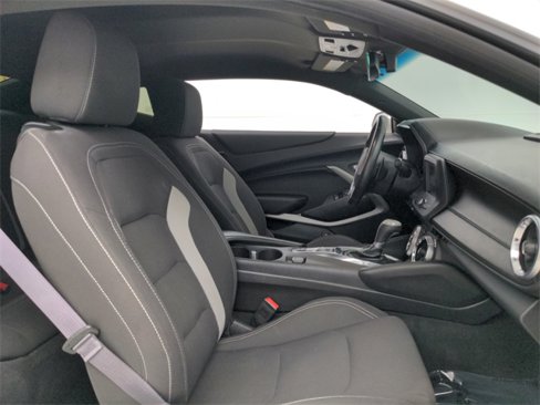 Used 2017 Chevrolet Camaro LT w/ RS Package image 35