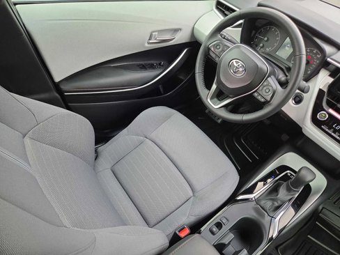 Used 2024 Toyota Corolla SE image 15