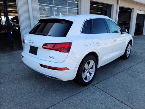 Used 2018 Audi Q5 2.0T Premium Plus w/ Premium Plus Package image 4