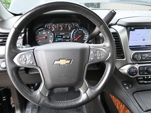 Used 2016 Chevrolet Suburban LTZ image 21