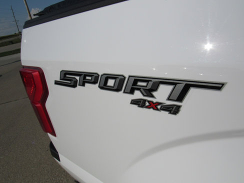 Used 2018 Ford F150 XLT w/ Equipment Group 302A Luxury image 40