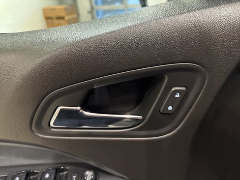 Used 2015 Chevrolet Colorado Z71 image 22