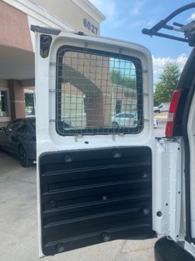 Used 2017 Chevrolet Express 3500 image 12