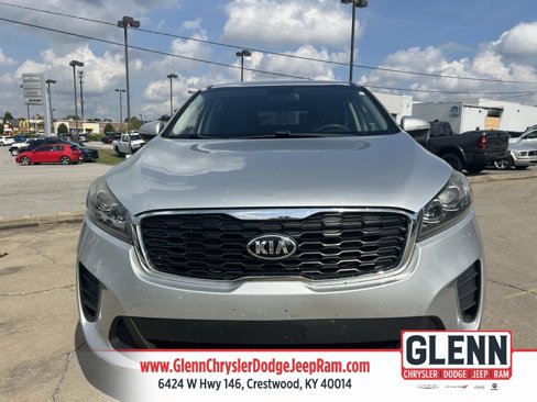 Used 2019 Kia Sorento LX image 3